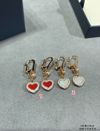 chopard heart-shaped edge Di*m*nd mother-of-pearl earrings
