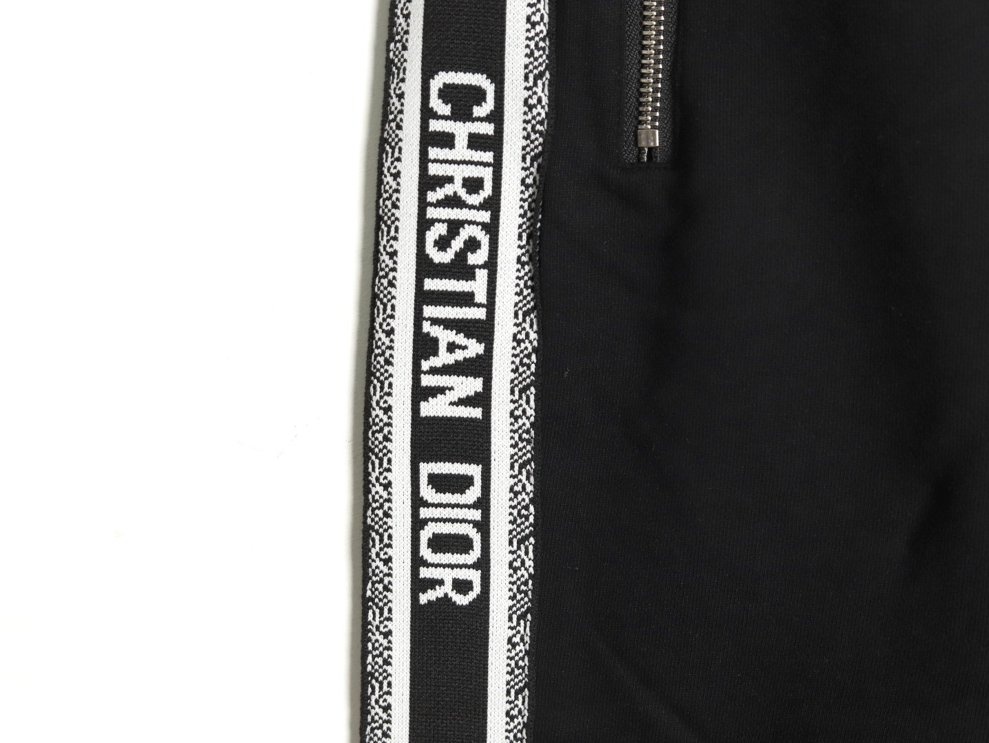 D*or shorts