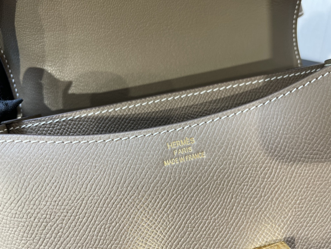 H**mes constance 24 epsom  leather gold hardware 9.4"x5.9"x3"