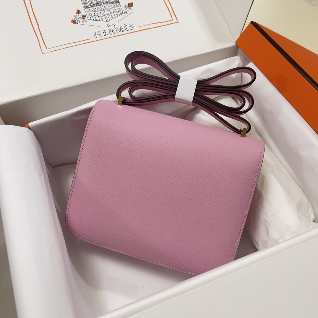 Hermès Constance 19 Epsom Gold Hardware 7.25" x 6.25" x 2.25"