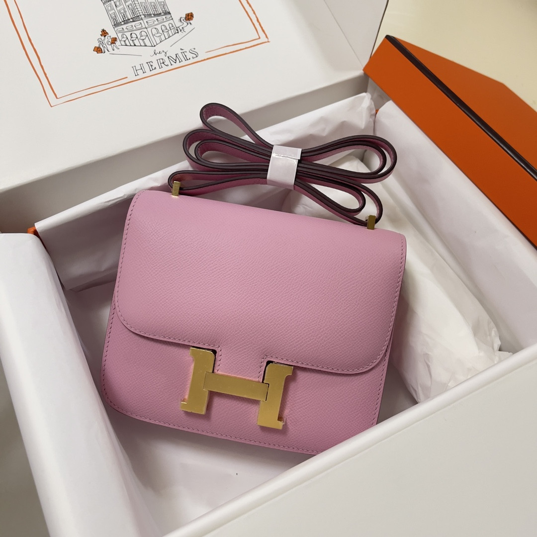 Hermès Constance 19 Epsom Gold Hardware 7.25" x 6.25" x 2.25"