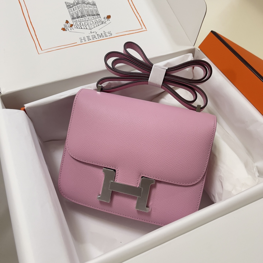 Hermès Constance 19 Epsom Silver Hardware 7.25" x 6.25" x 2.25"