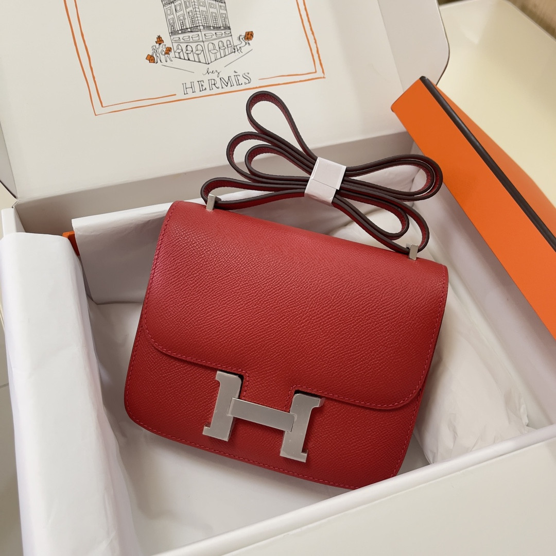 Hermès Constance 19 Epsom Silver Hardware 7.25" x 6.25" x 2.25"