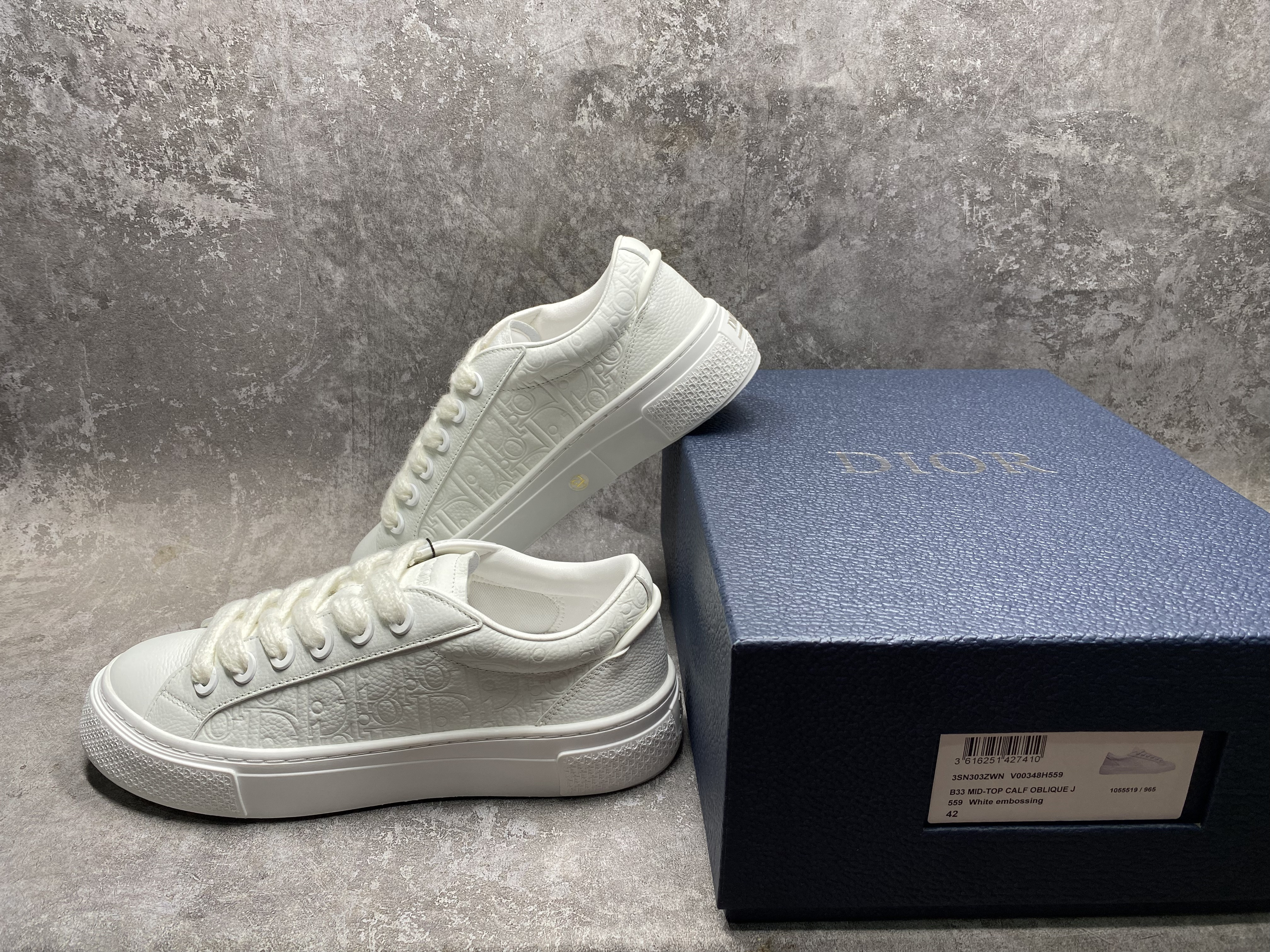 ua D*or b33 sneaker