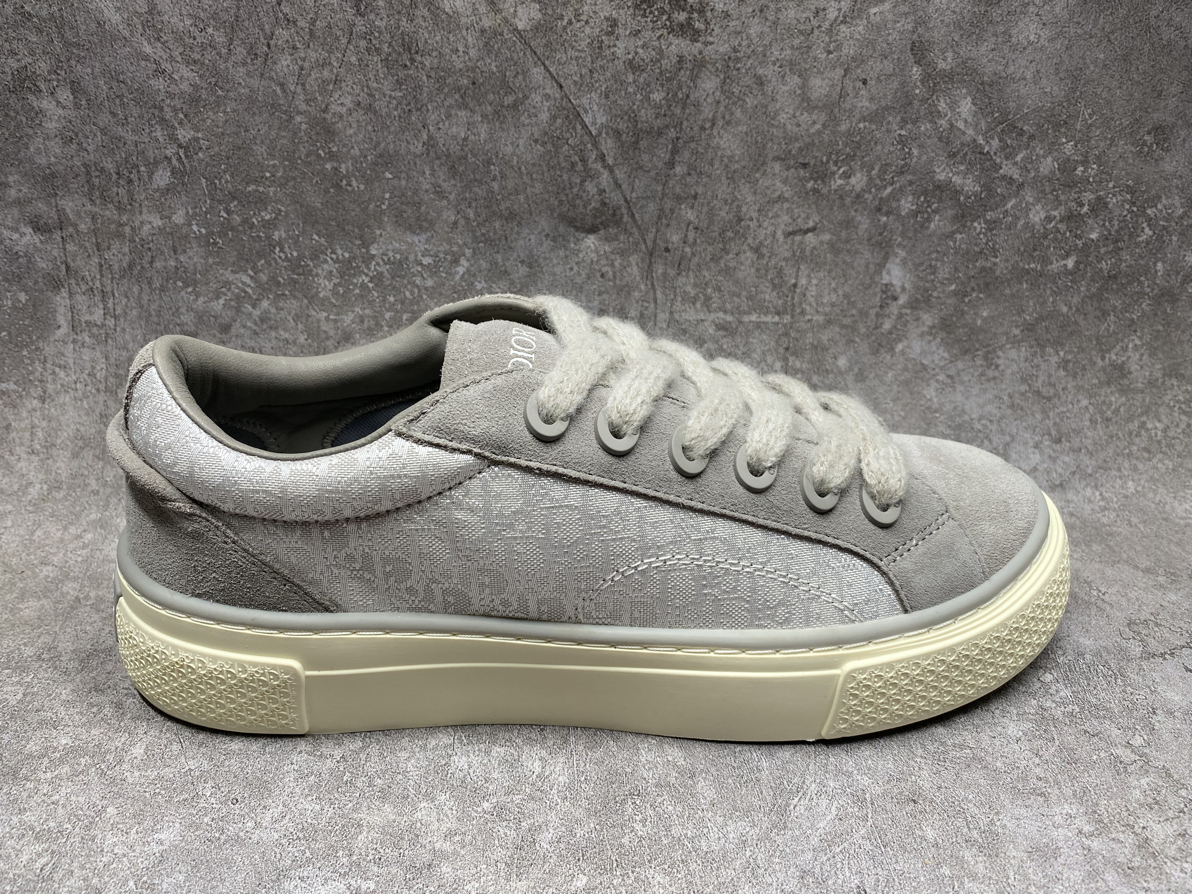 ua D*or b33 sneaker