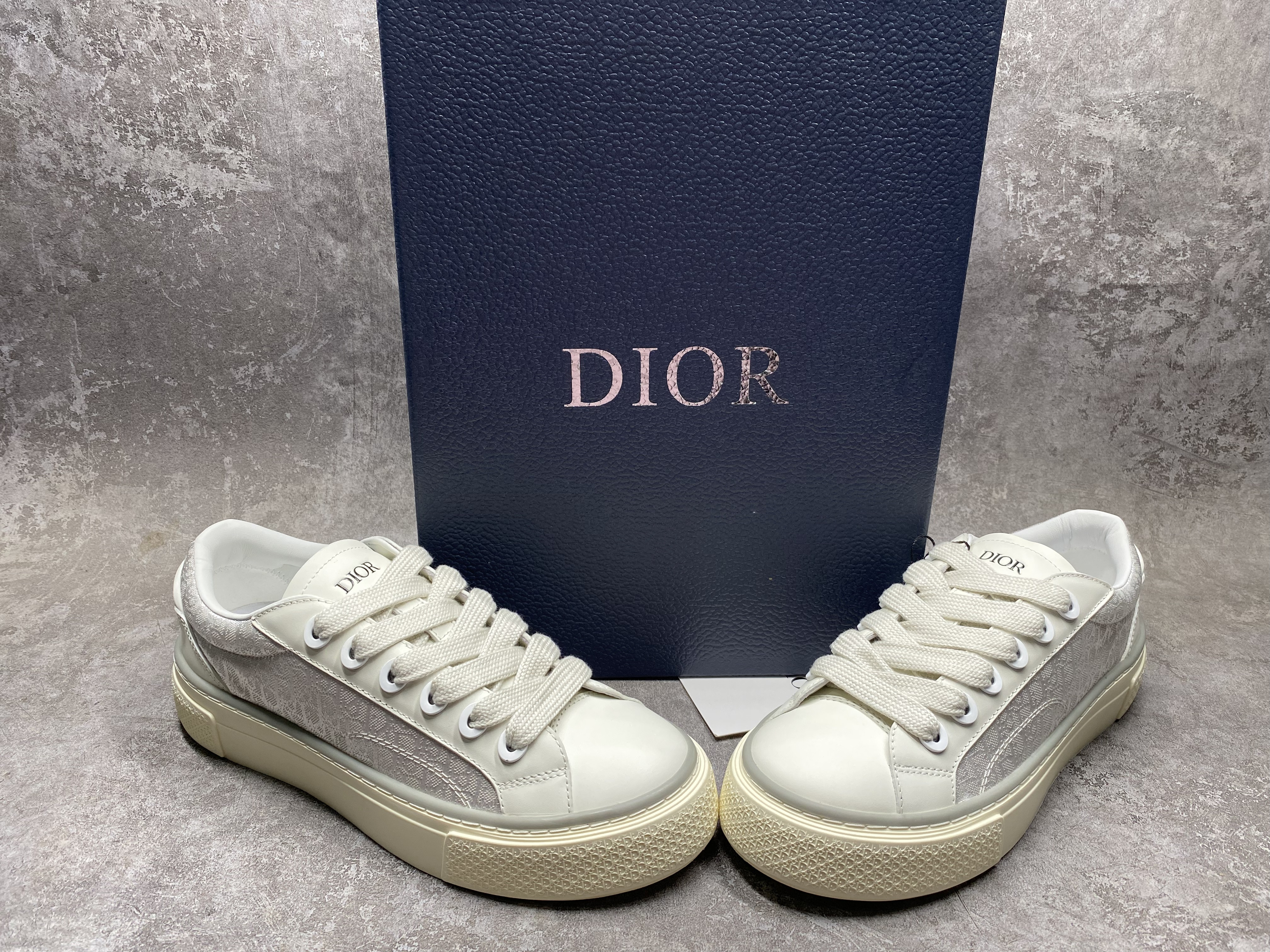 ua D*or b33 sneaker