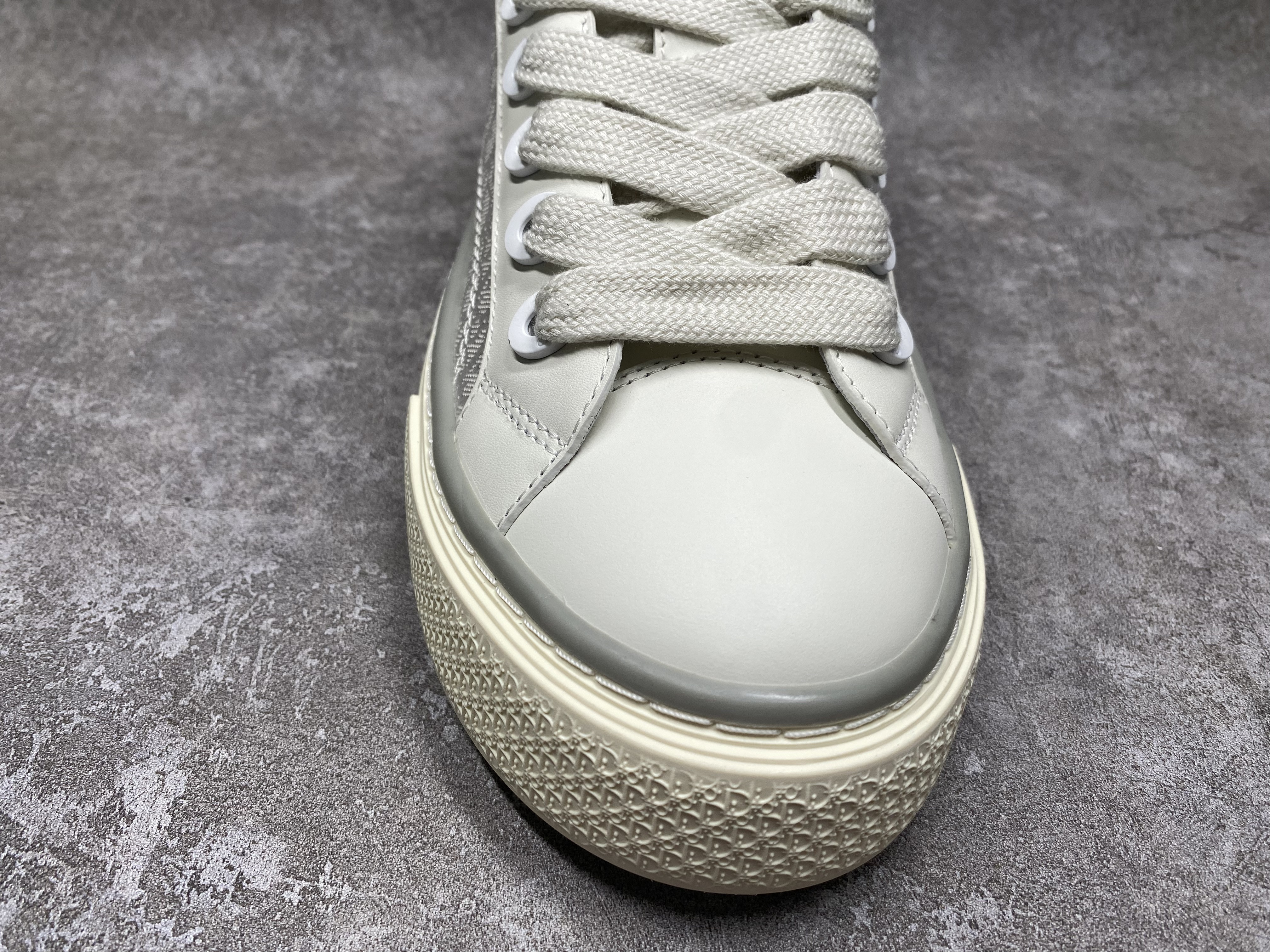 ua D*or b33 sneaker
