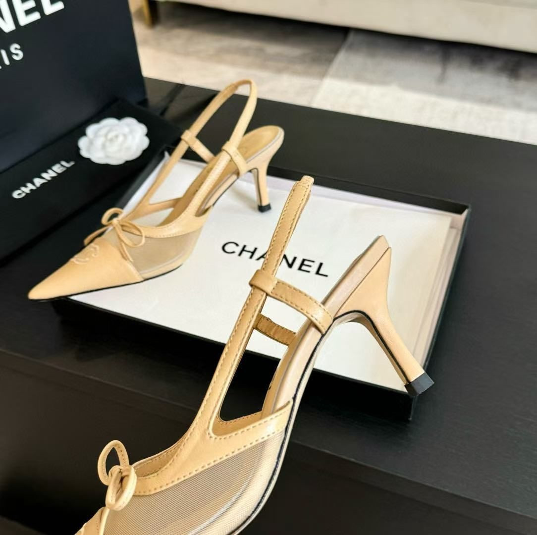 ua Ch*el slingbacks