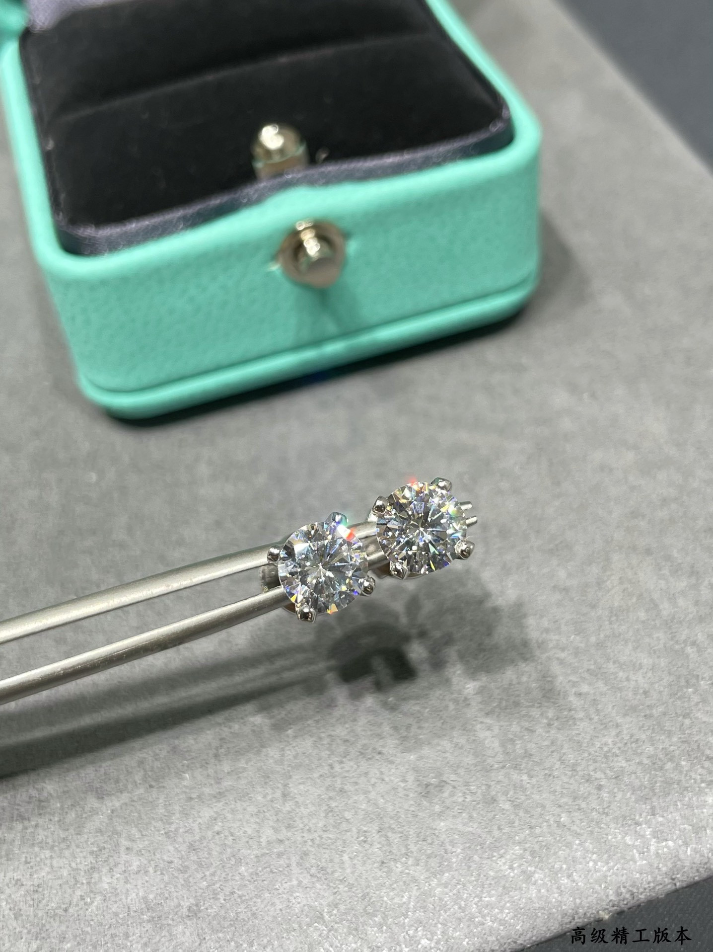 T*f*ny & co. four-prong solitaire stud earrings 6mm ag925