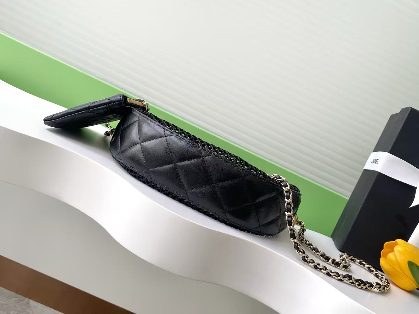 Ch*el clutch with chain mesh shiny lambskin gold tone -ap4573 15x22x6cm