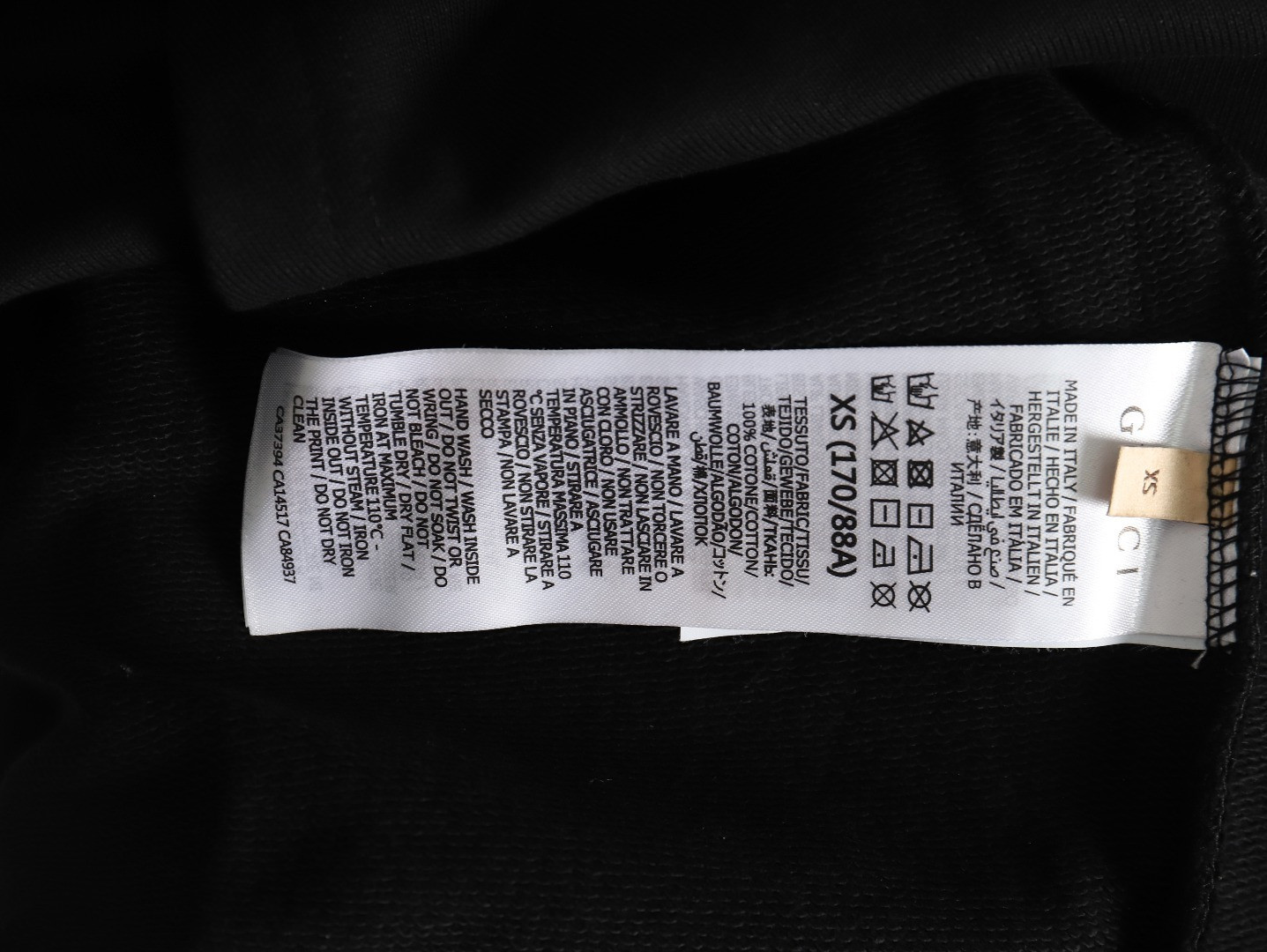 G*u*i hoodies