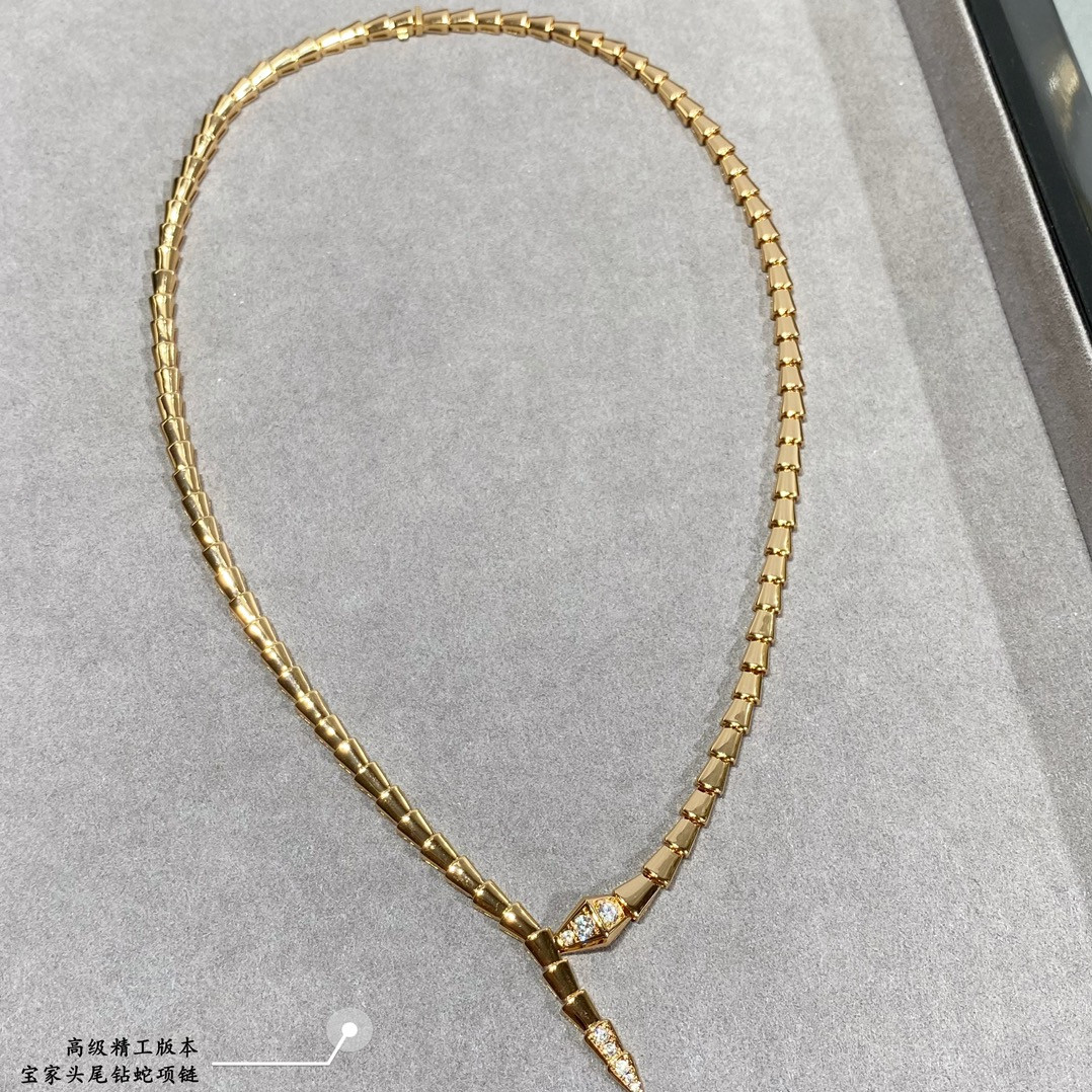 B*l*ai head and tail drill snake necklace