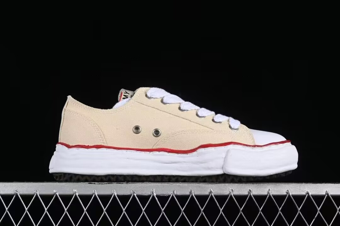 ua Ma*s*n mihara yasuhiro peterson low canvas natural