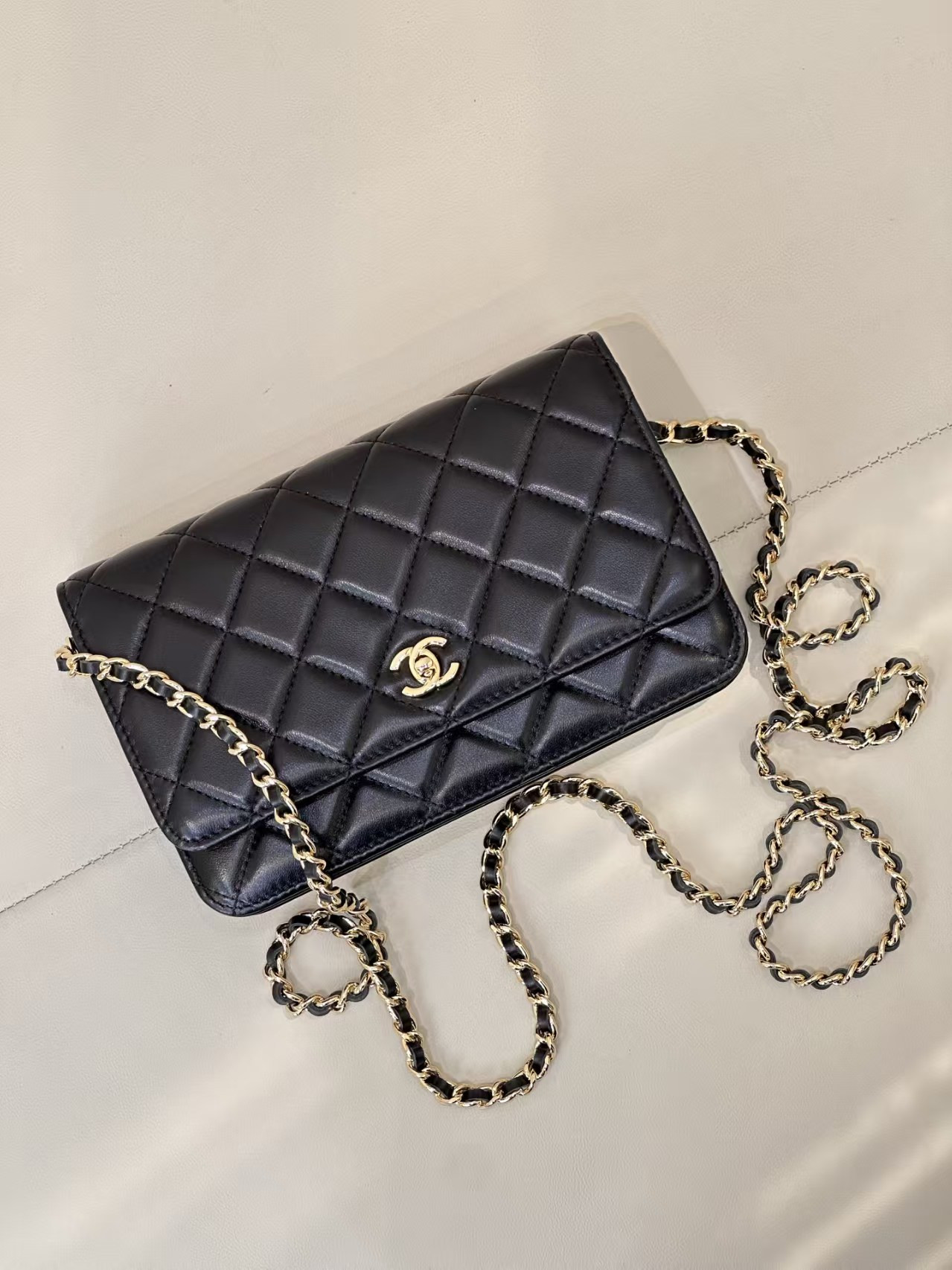 Ch*el woc classic wallet on chain 13x19cm