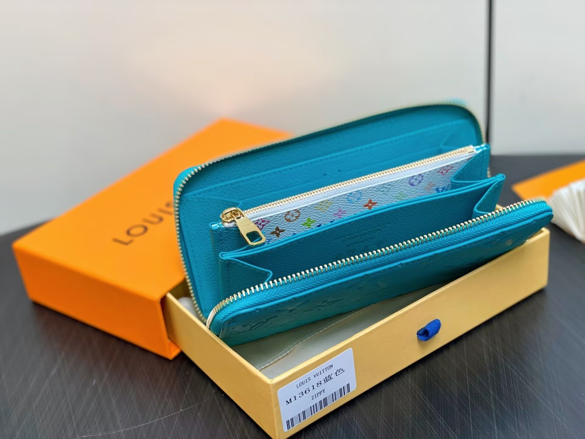 LV x TM Zippy Wallet M13618 19x10x2cm
