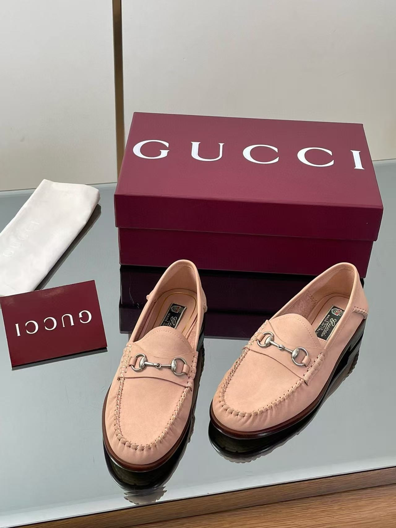 ua G*u*i gigi loafer