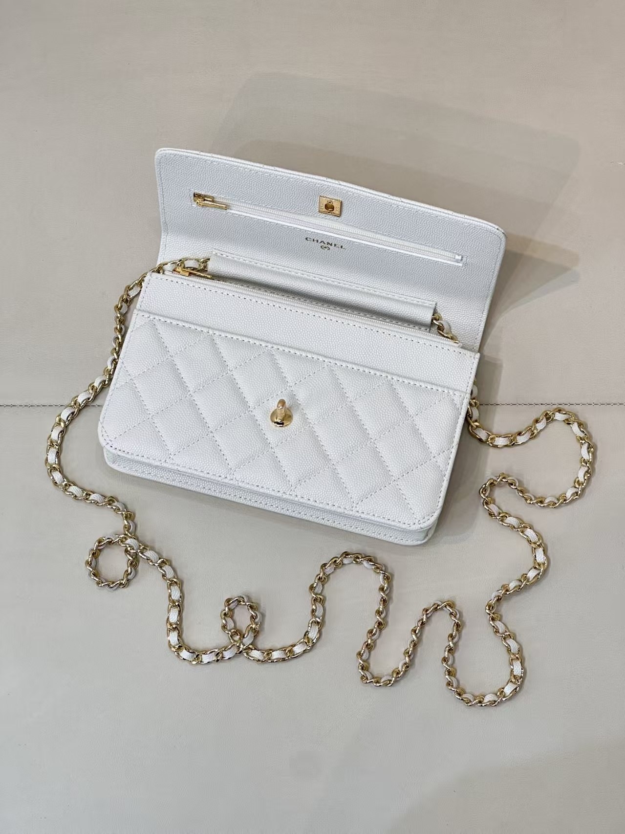 Ch*el woc classic wallet on chain 13x19cm