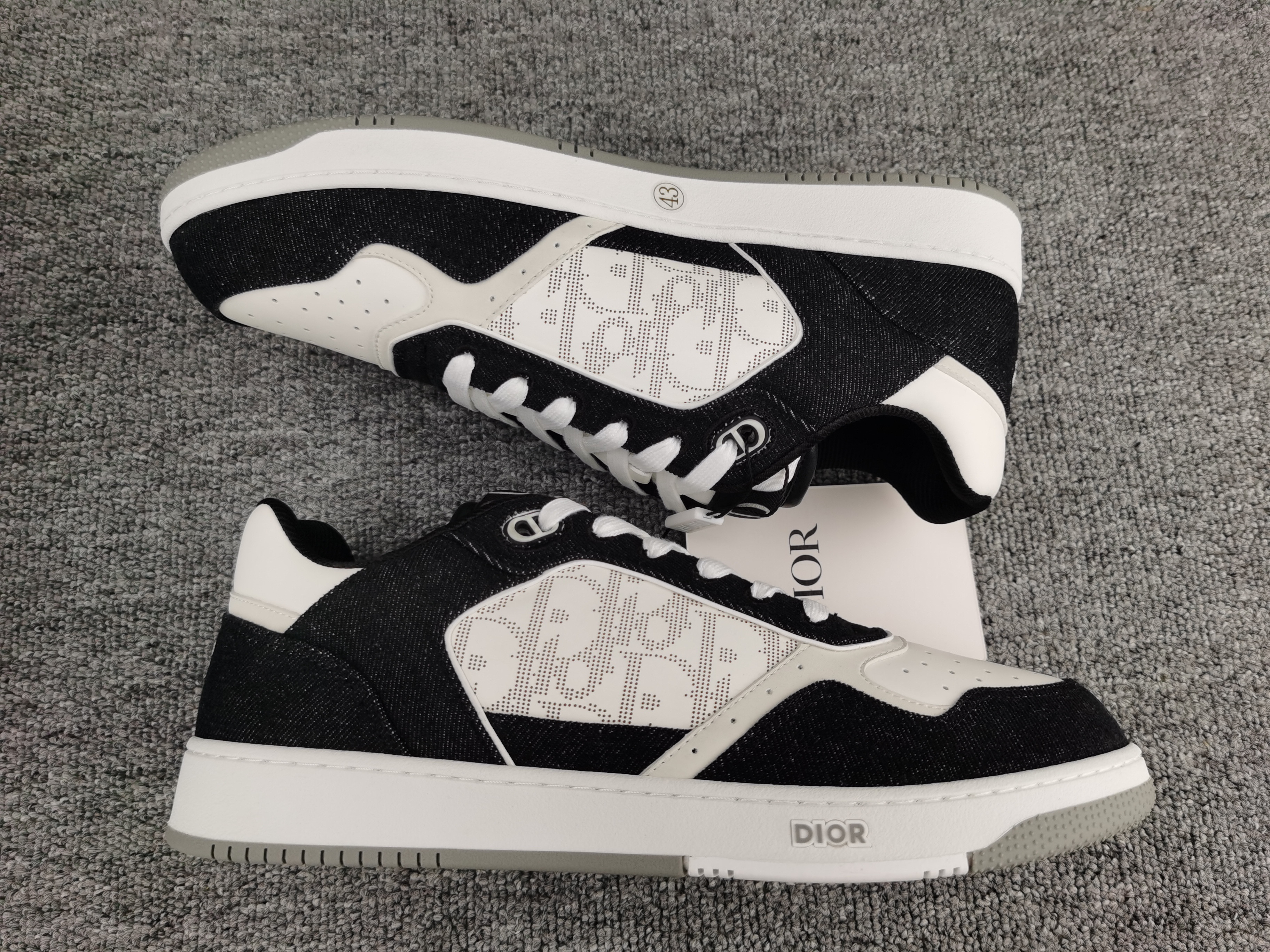 ua D*or b27 sneaker