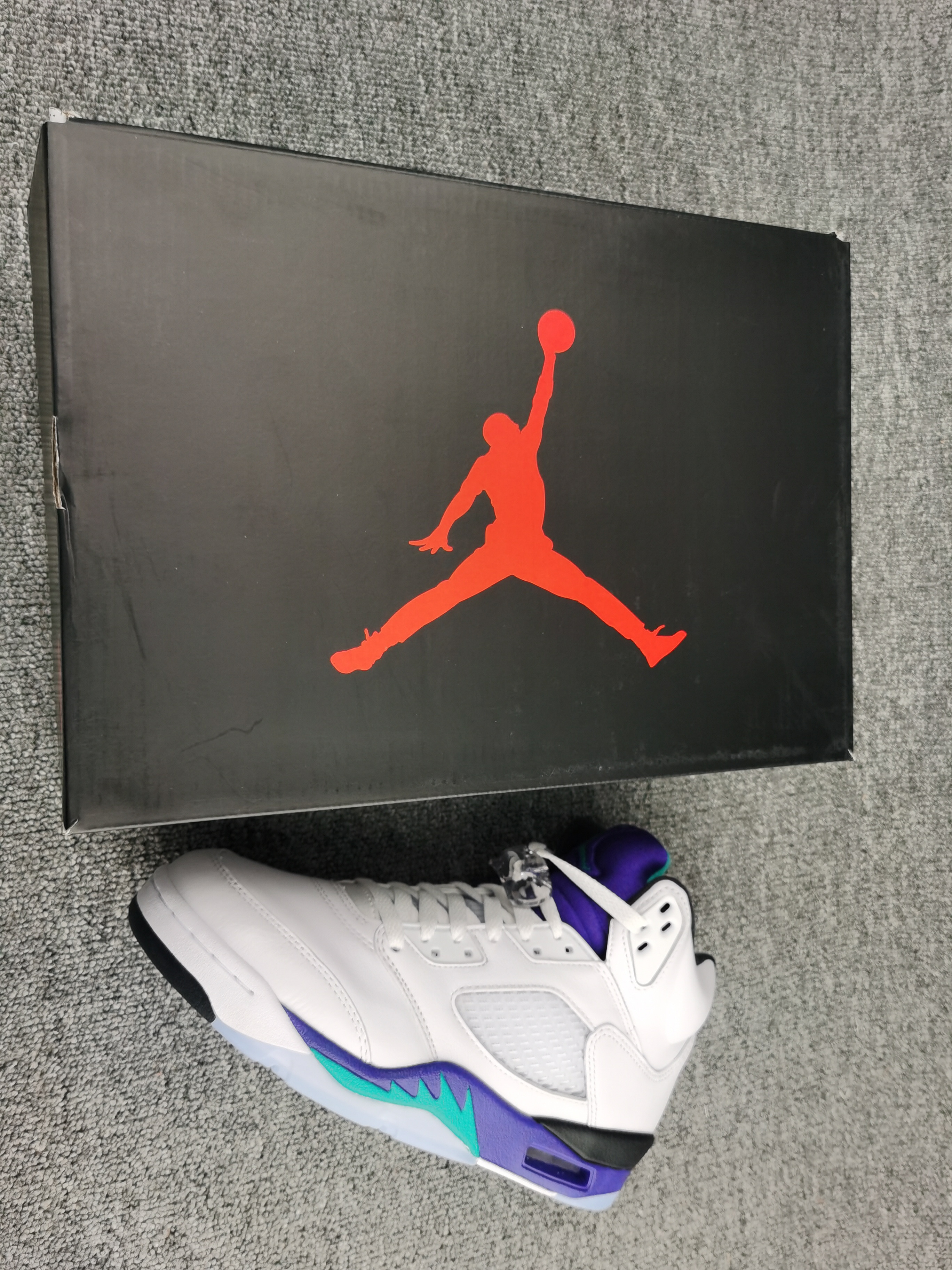 UA Jordan 5 Retro