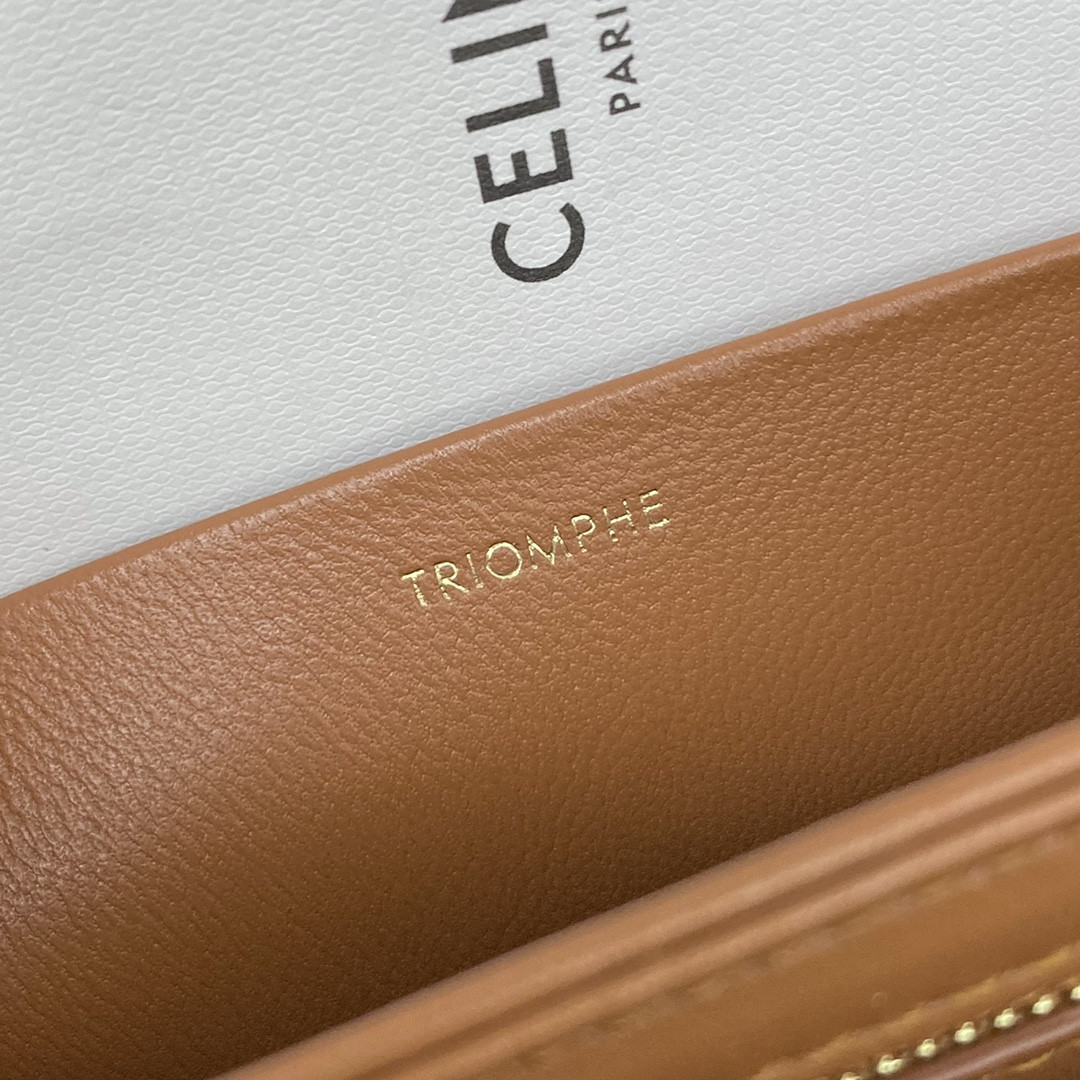 Ce**e triomphe bag 22x16.5x7cm
