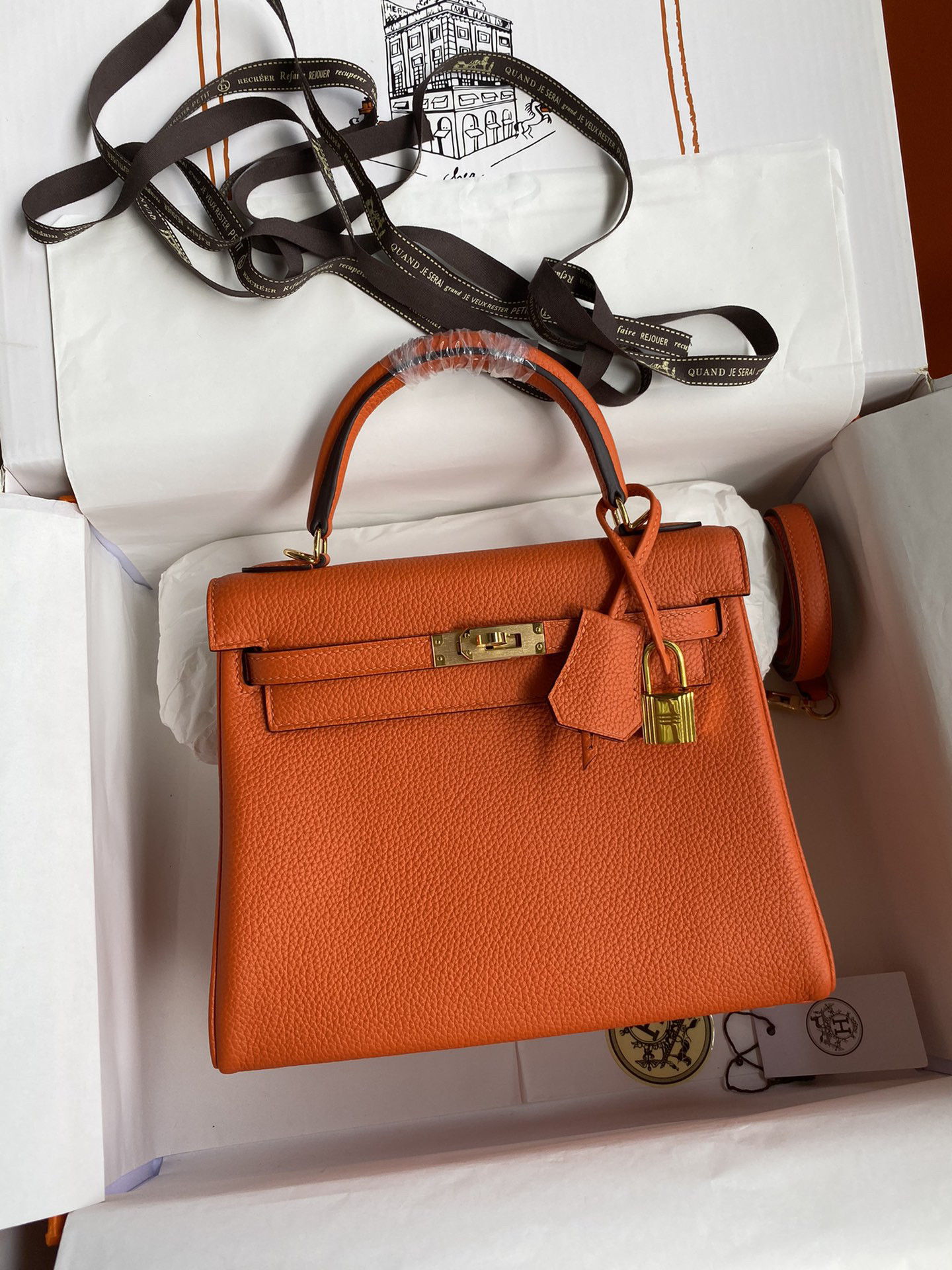 HERMÈS Kelly Gold-tone Hardware 25 28
