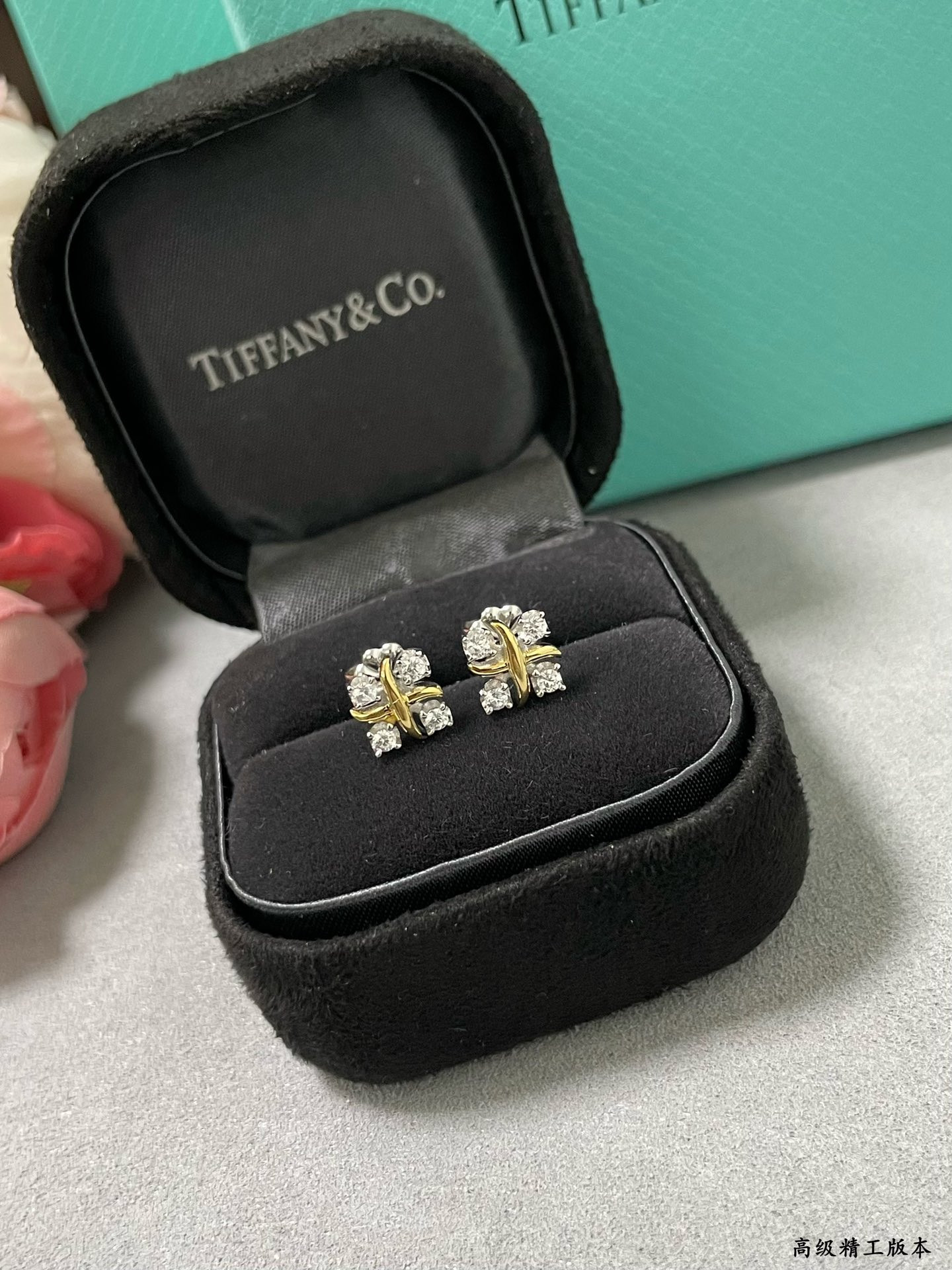 T*f*ny & co. double tone cross earrings