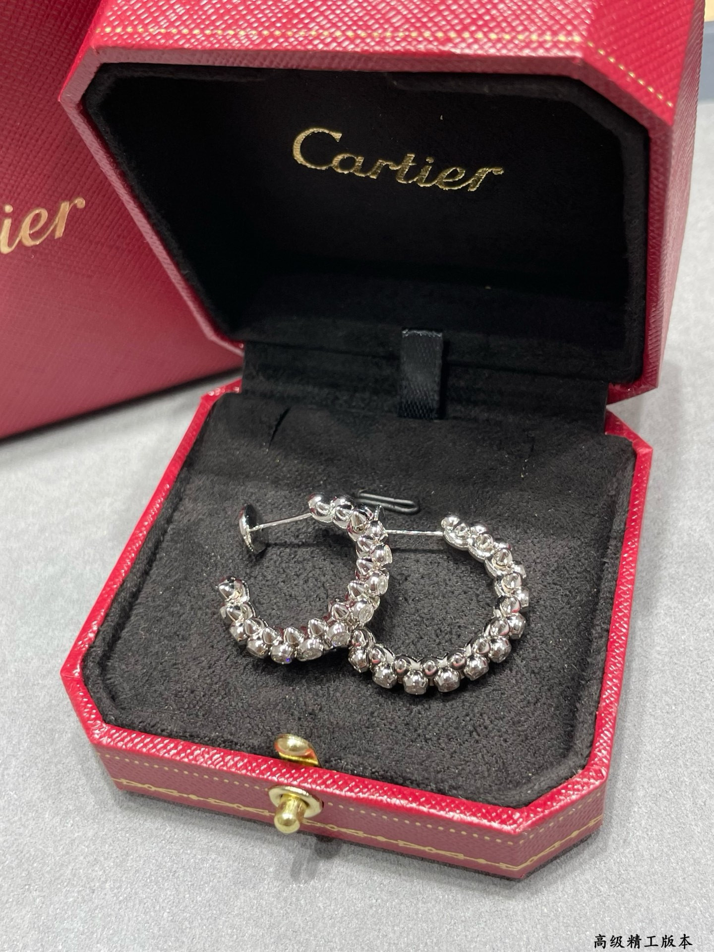 ca*t*er Di*m*nd bullet earrings