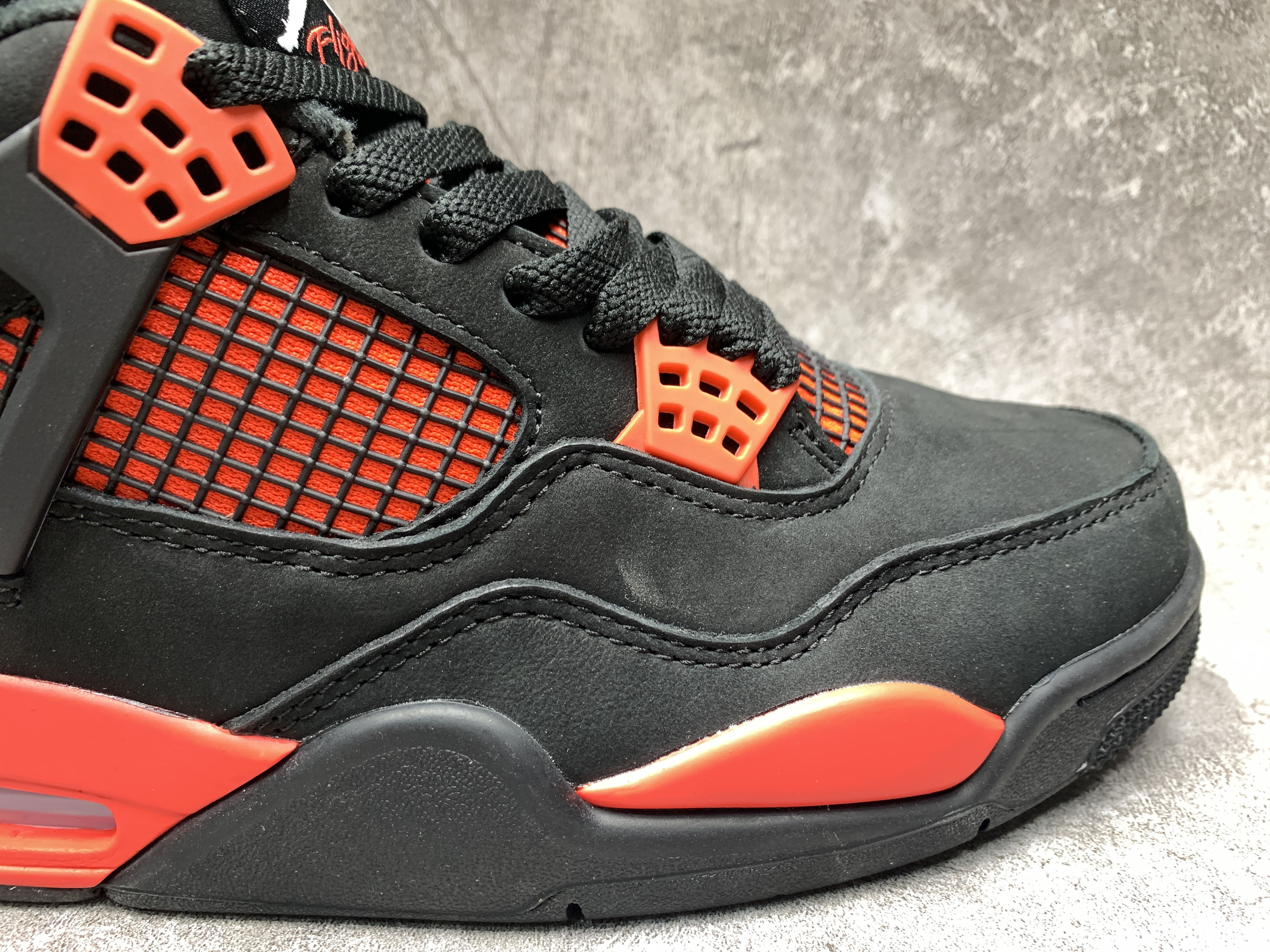 Air Jordan 4 Retro