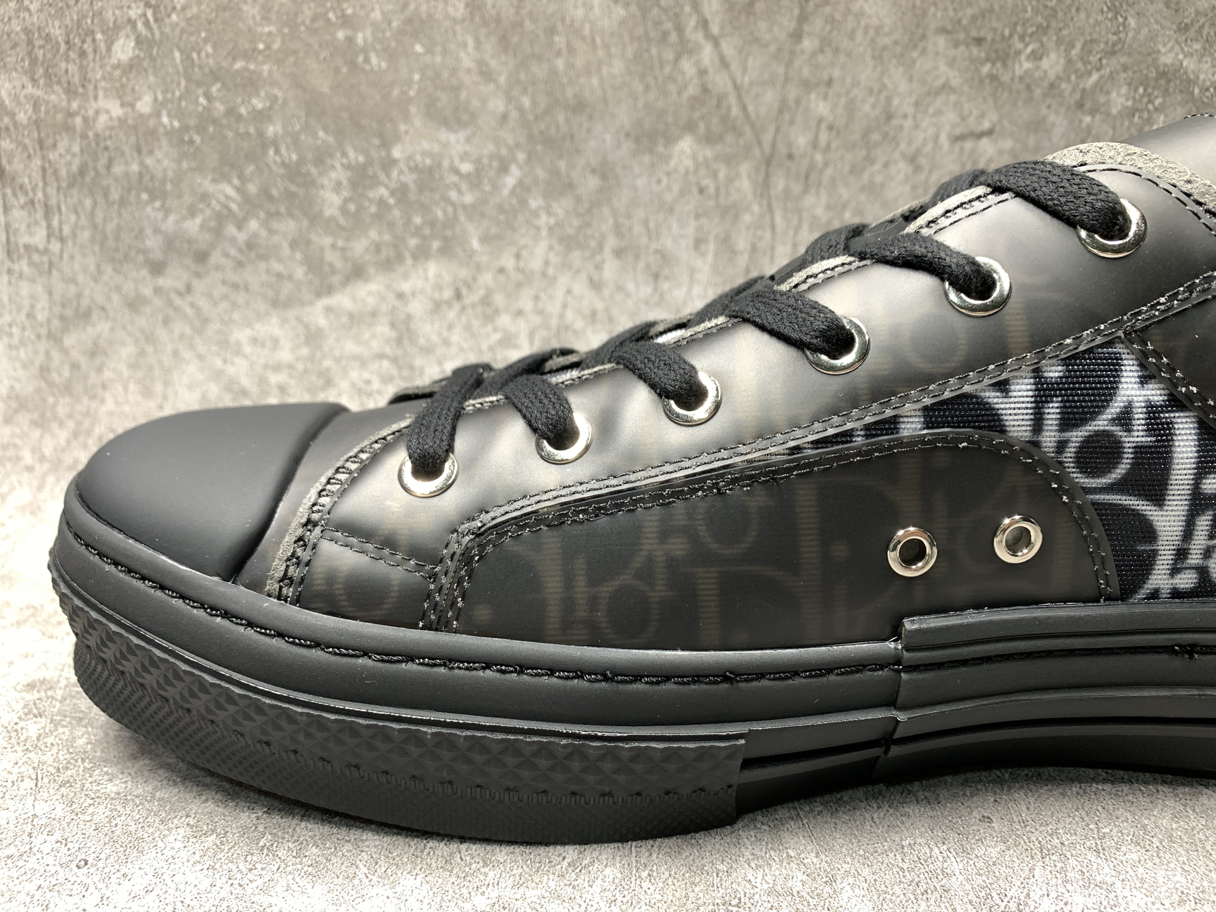 D*or b23 low top canvas oblique black