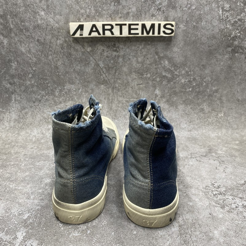 Balenciga Pairs High Top Sneaker In Blue