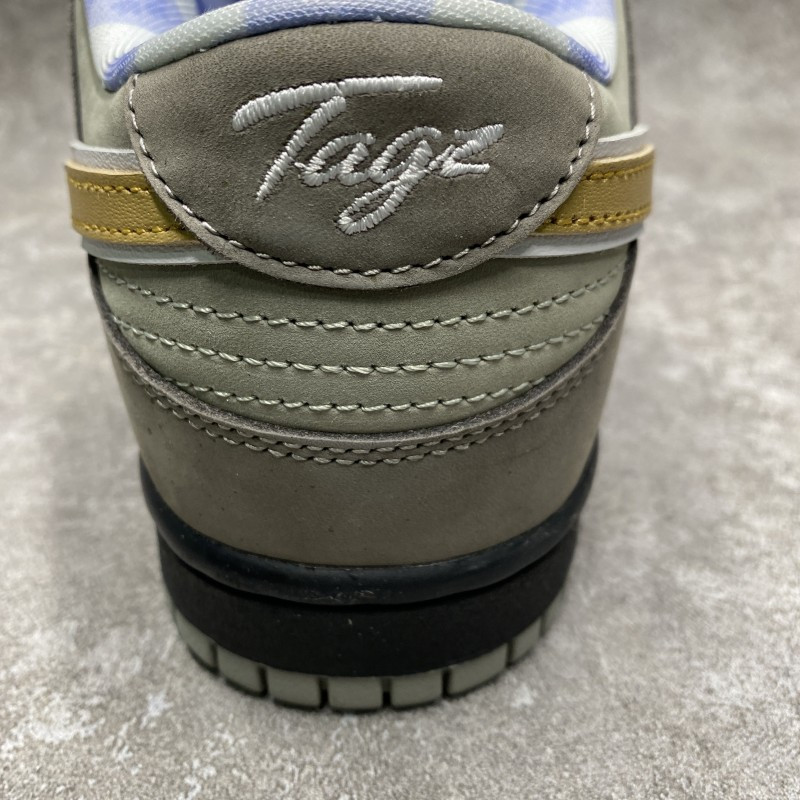 Nike SB Dunk Low