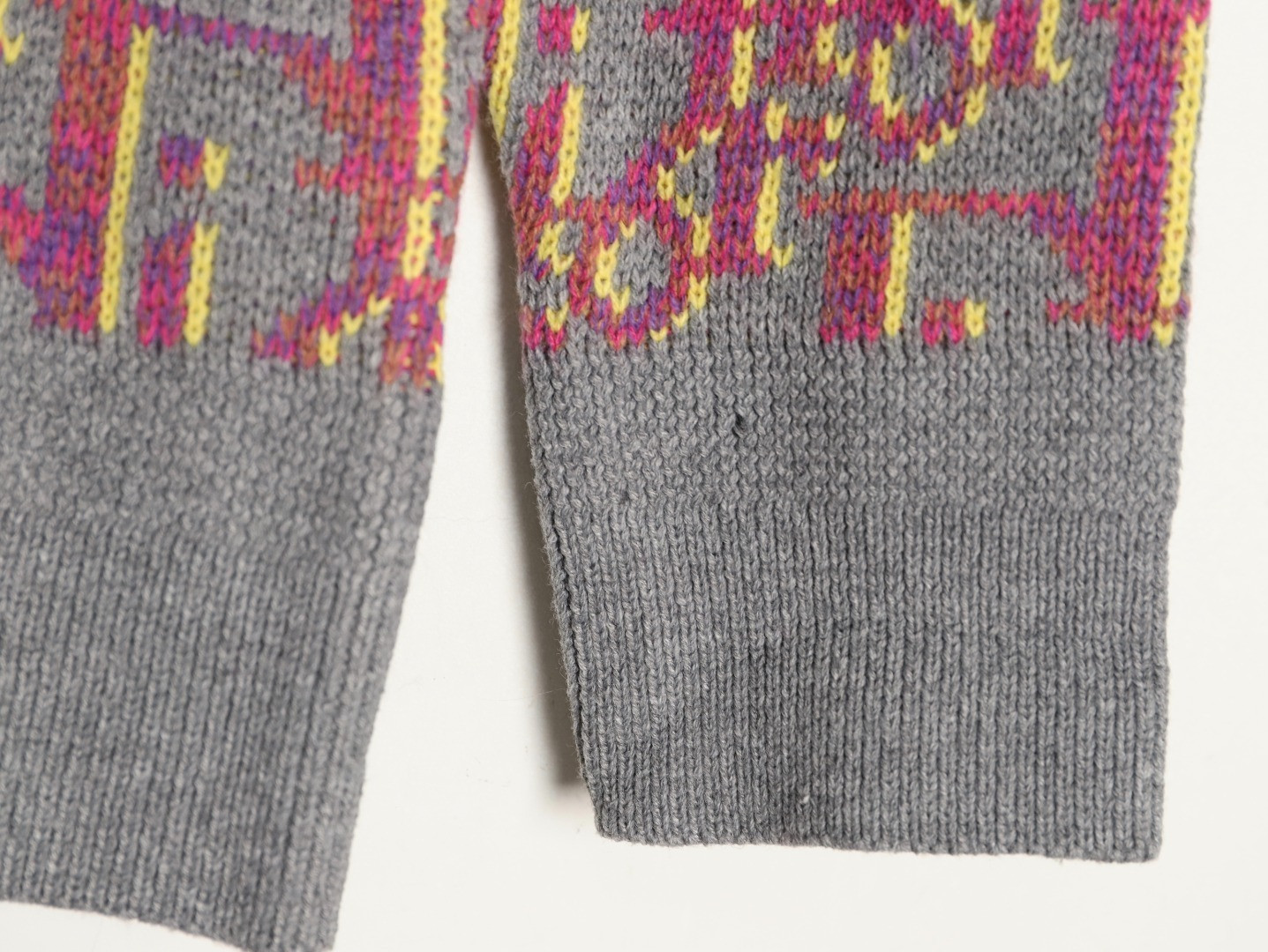 D*or cd sweaters