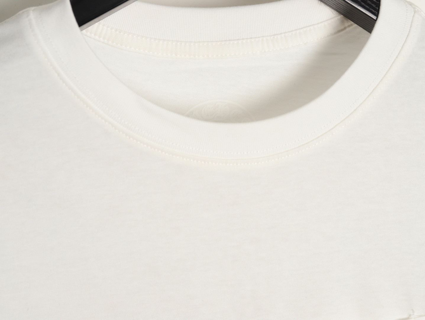 Ch**me He**ts 25fw long-sleeved t-shirt