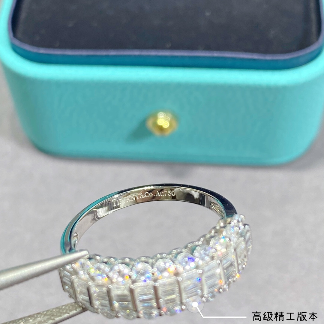 t*f*ny & co. triple-row Di*m*nd eternity ring ag925