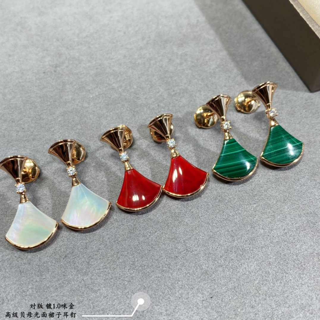 B*l*ai glossy scalloped skirt earrings