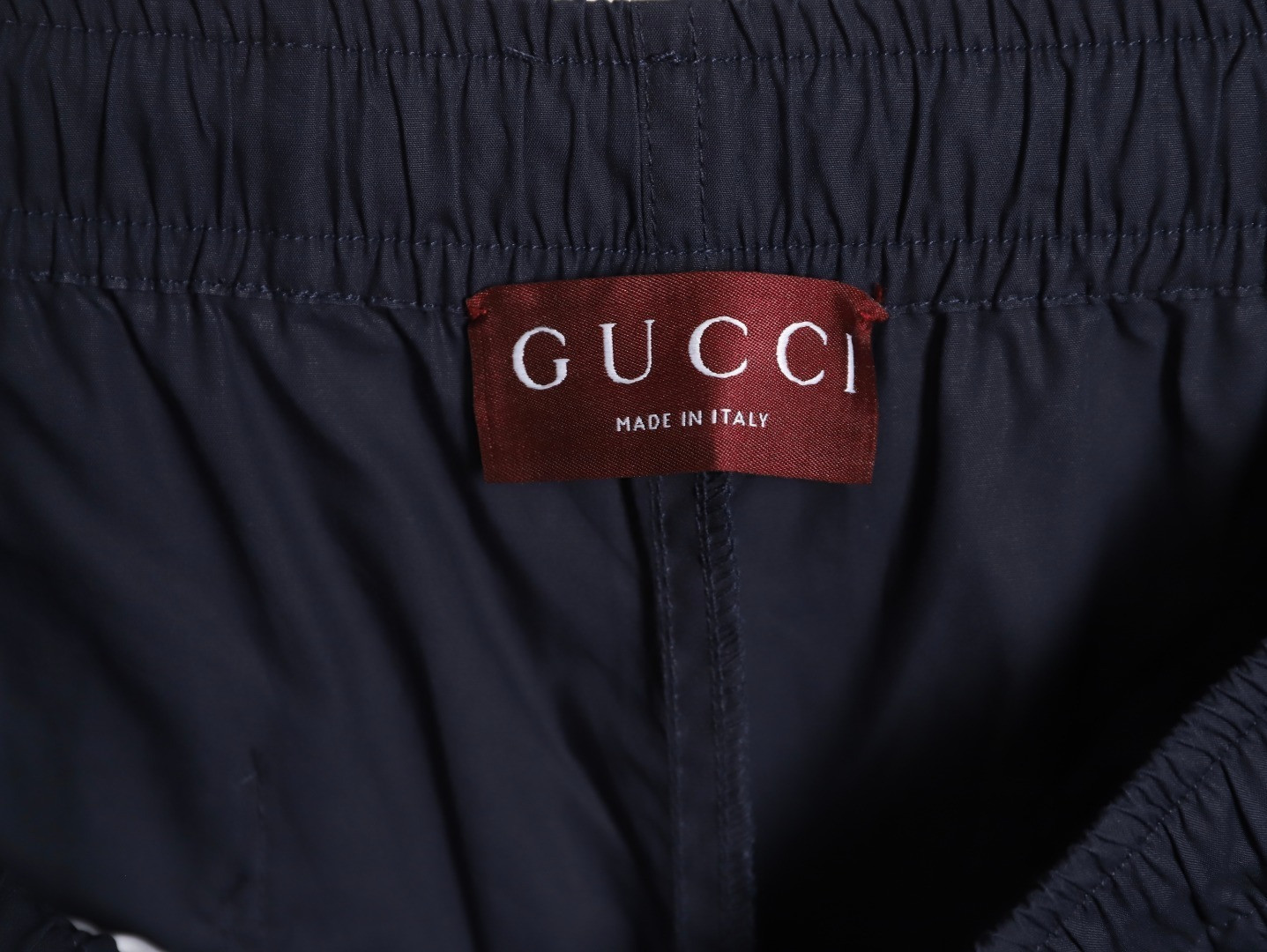 G*u*i 25fw pants suit