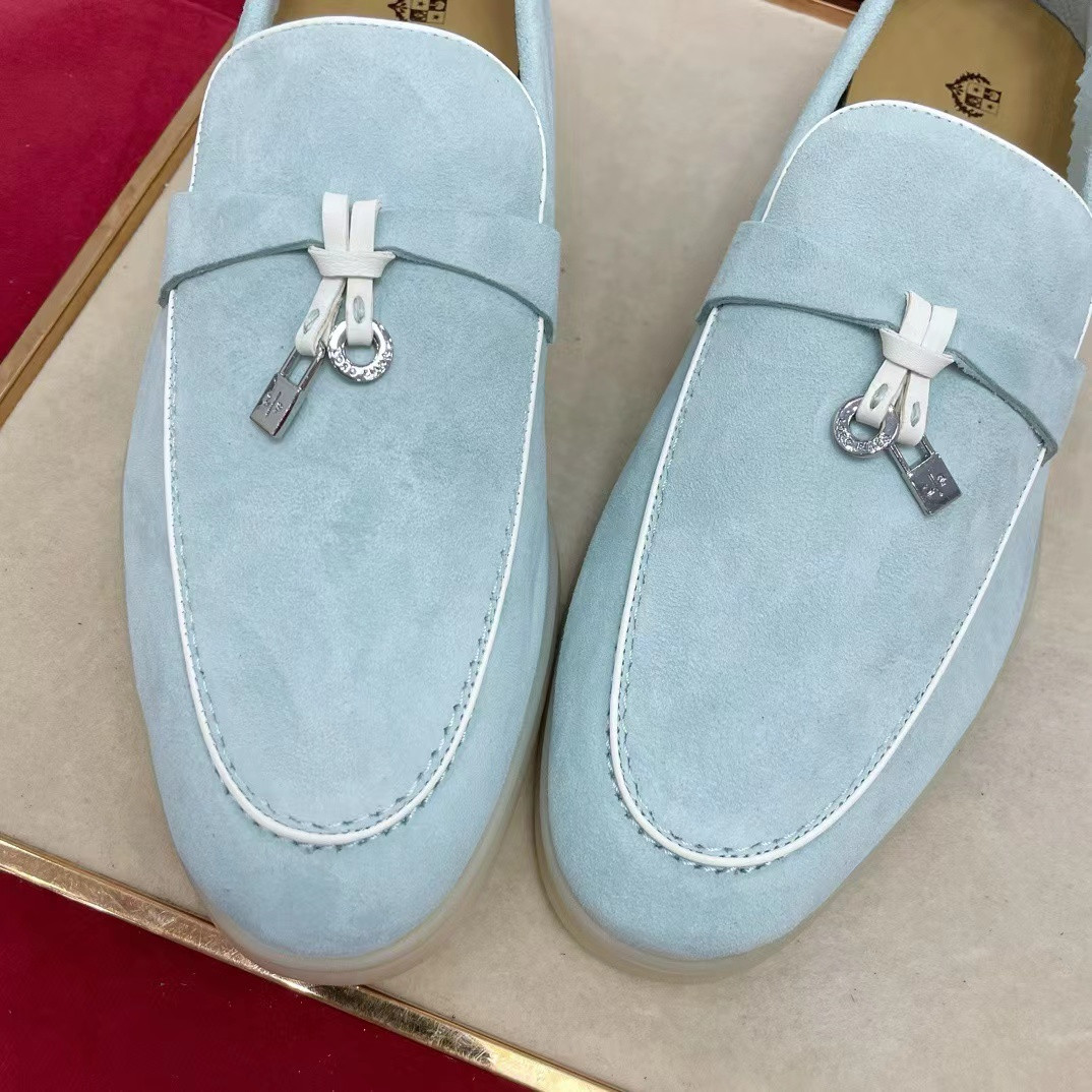 ua L**o p*ana summer charms walk moccasin (customized, no return no exchange)