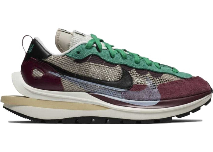 Nike Vaporwaffle Sacai Villain Red Neptune Green