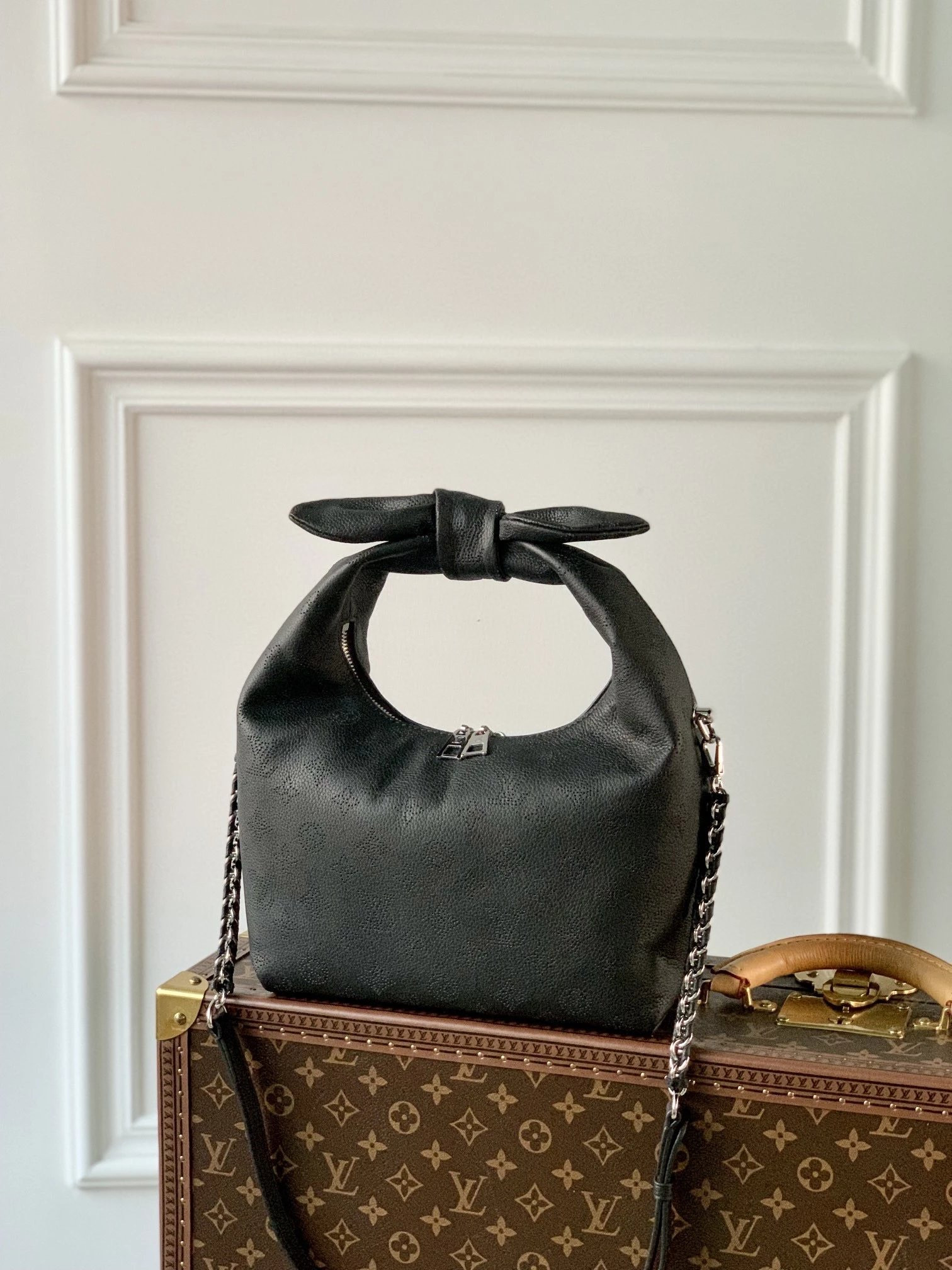 LV WHY KNOT PM M20703