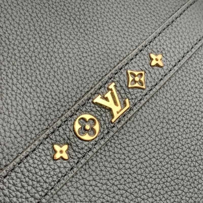 LV CRUISER PM M57934