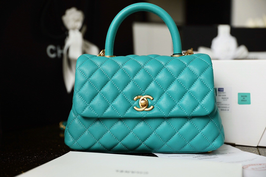 Ch*el coco handle bag medium 28cm