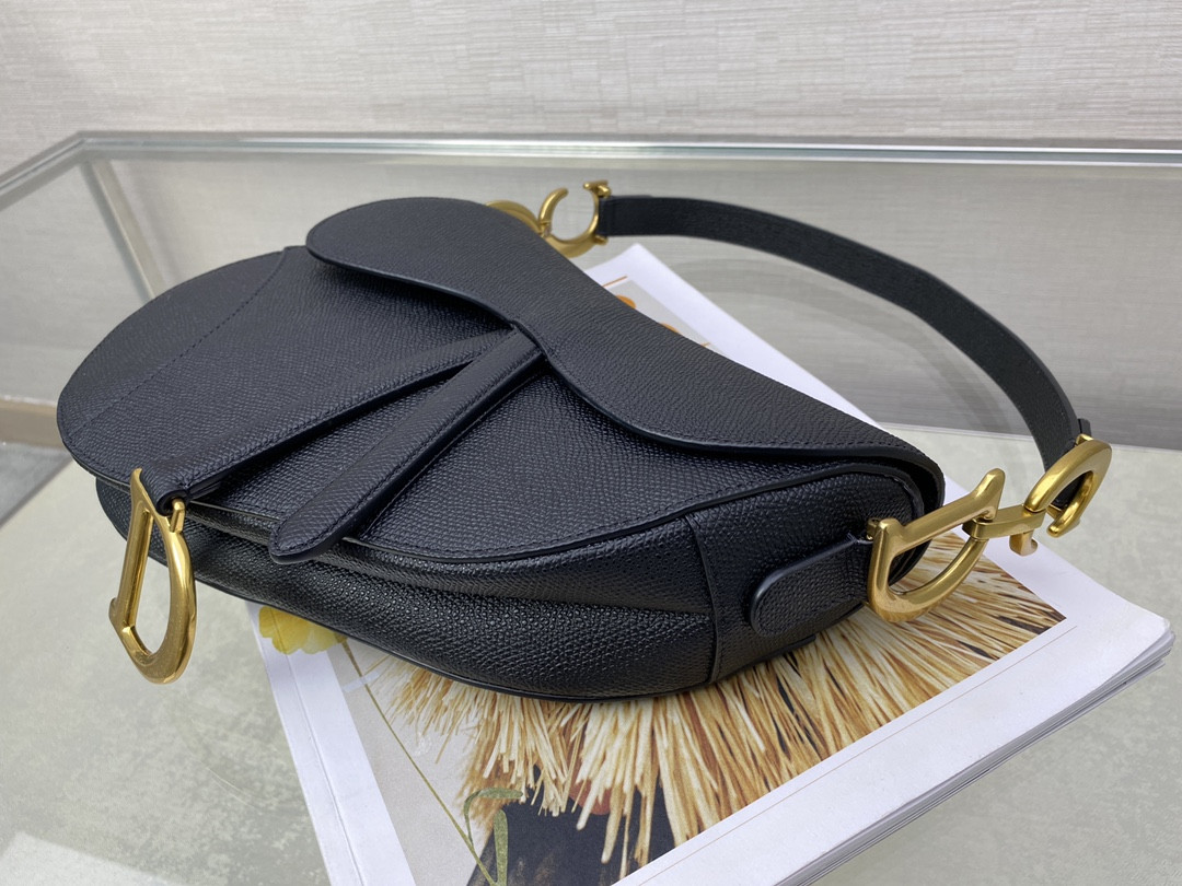 D*or saddle bag indigo black grained calfskin 25.5x20x6.5cm