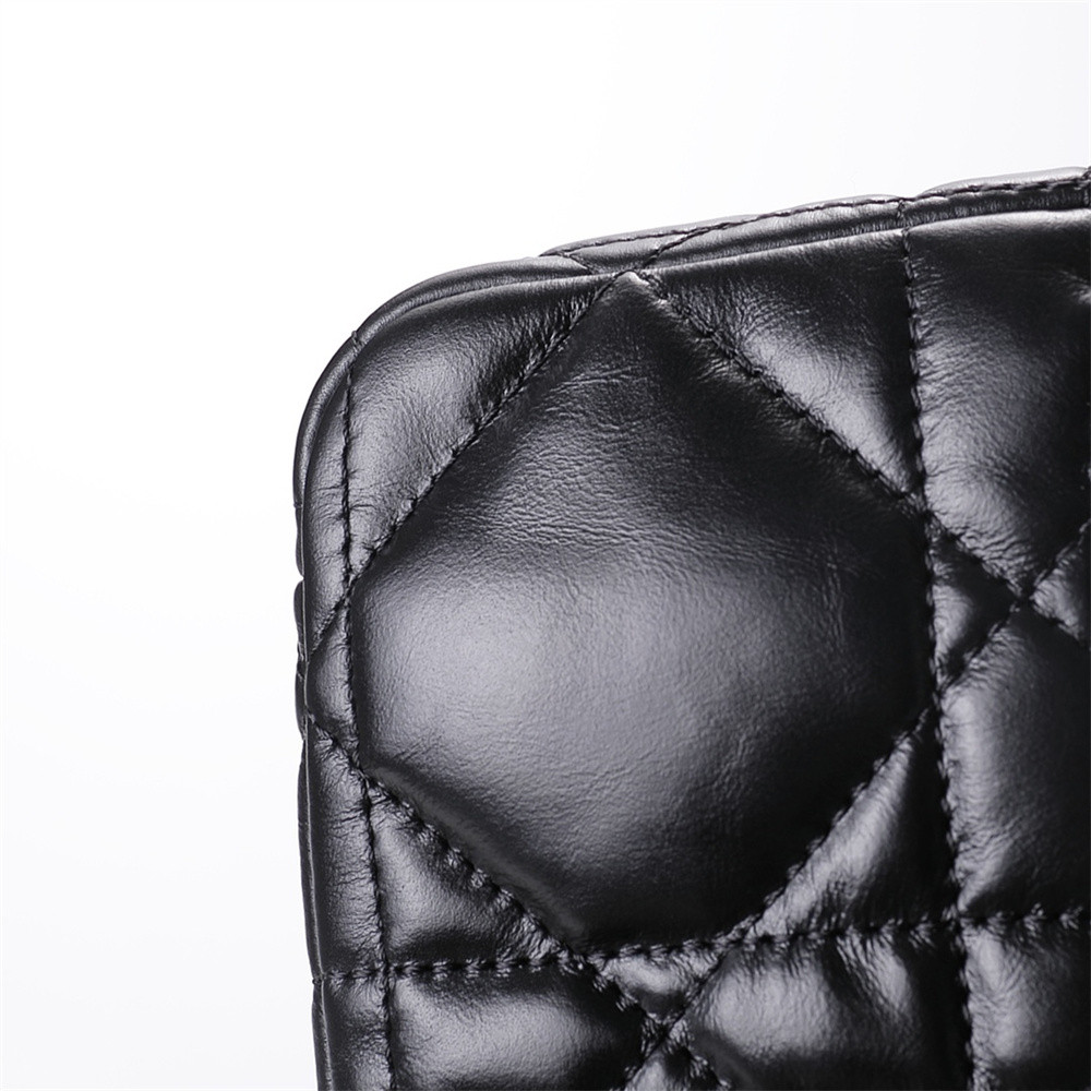 large d*or caro bag black S*pple cannage calfskin with silver hardware 29 x 18 x 10 cm