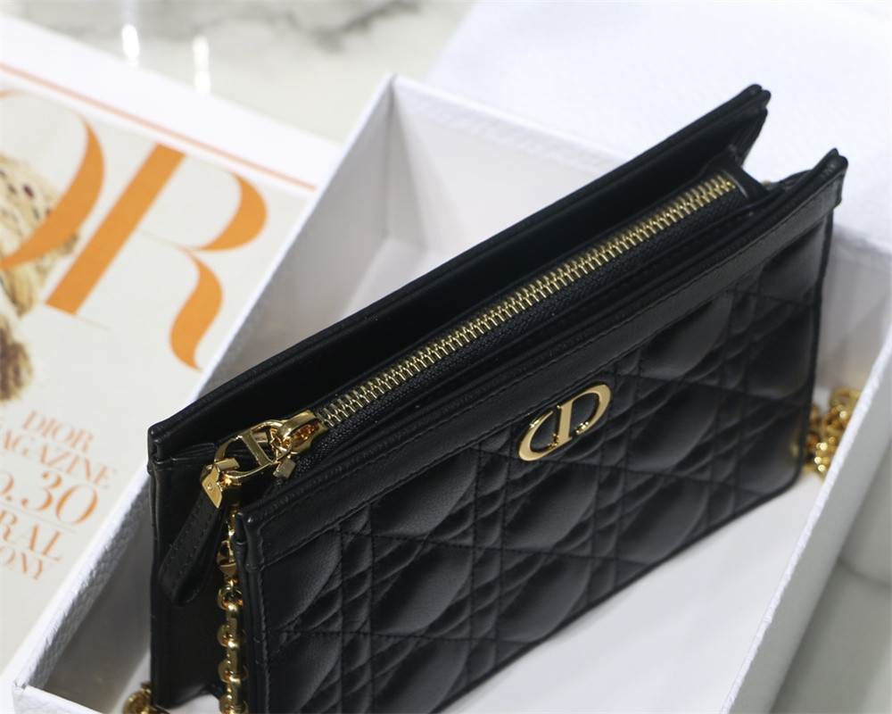 d*or caro zipped pouch with chain black S*pple cannage calfskin 19 x 14 x 4.5 cm