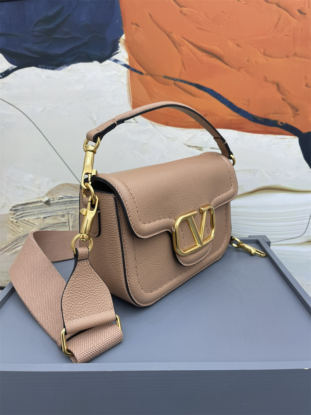 VALENTINO GARAVANI ALLTIME GRAINY CALFSKIN SHOULDER BAG ROSE CANNELLE 23.5x18X8cm