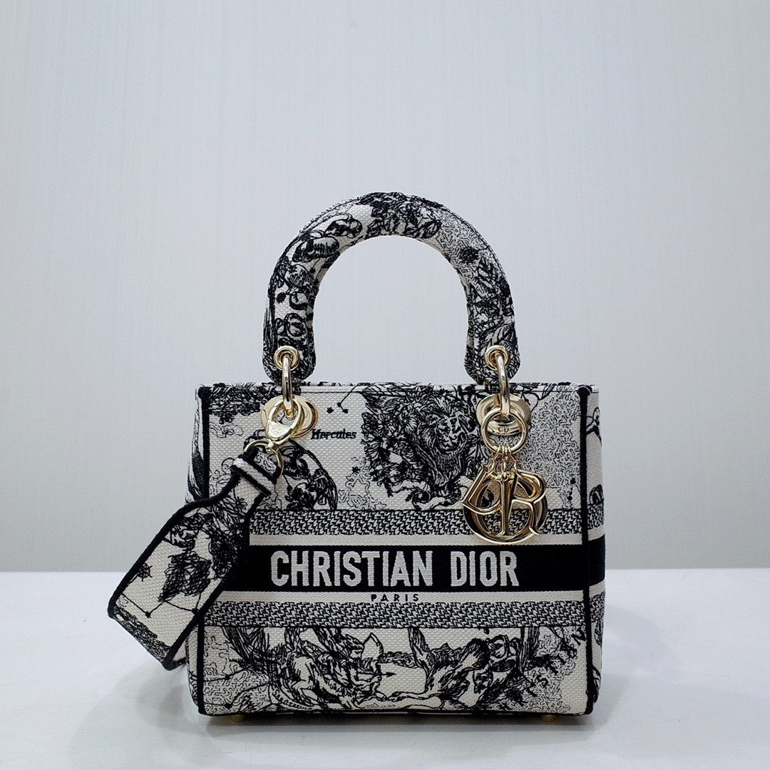 medium D*or lady d-lite bag 24 x 20 x 11 cm