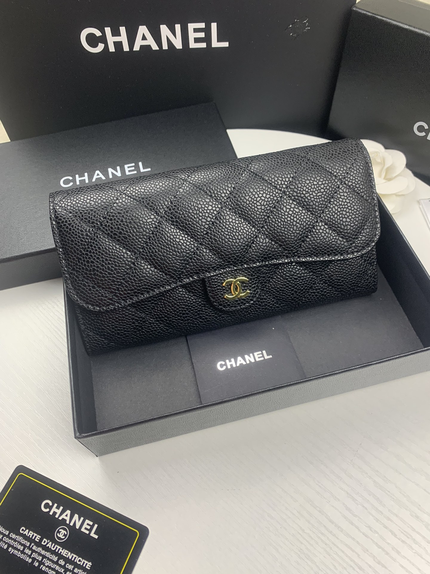 Ch*el flap wallet grained leather black gold 19.5 x10 cm