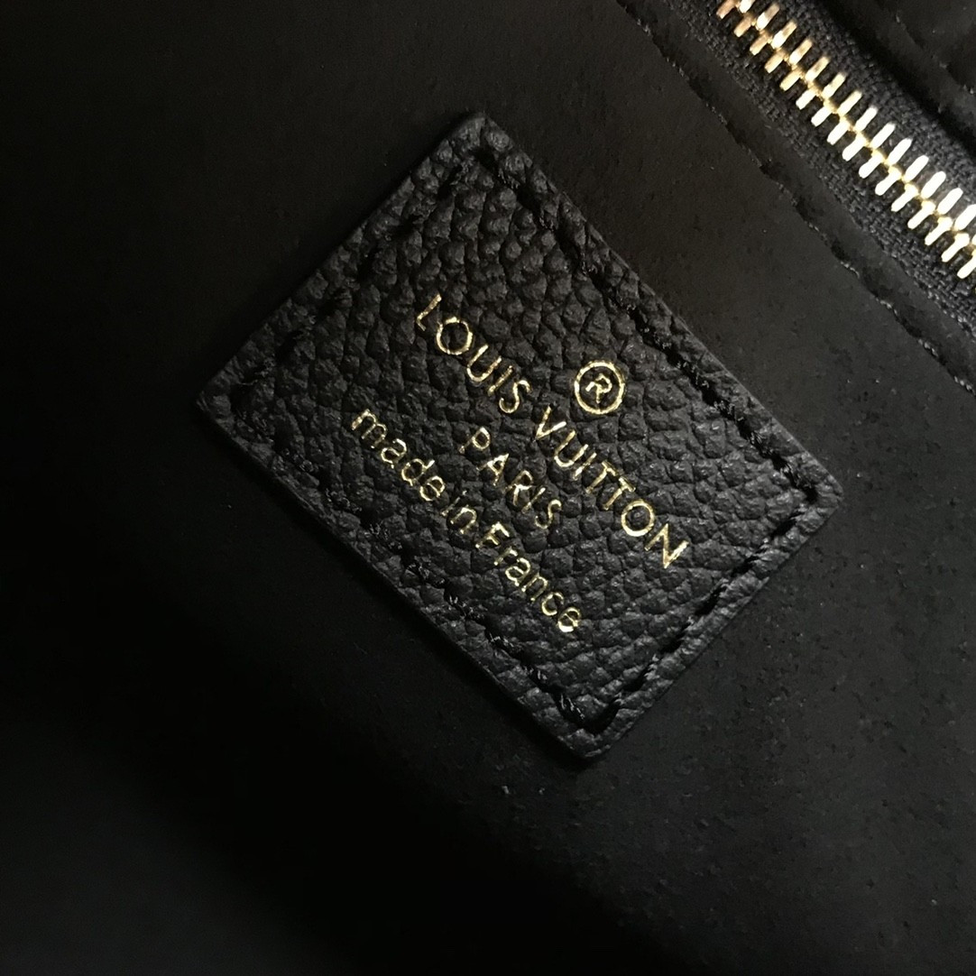 LV M46733 OnTheGo PM 25 x 19 x 11.5 cm