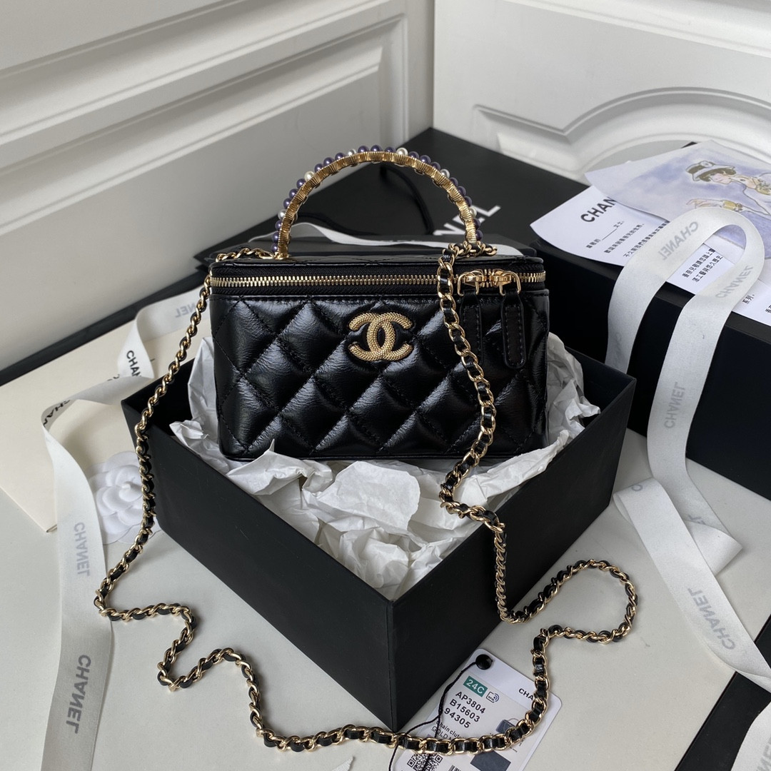 Ch*el 24p chain leather square box shoulder bag 16x10x8cm
