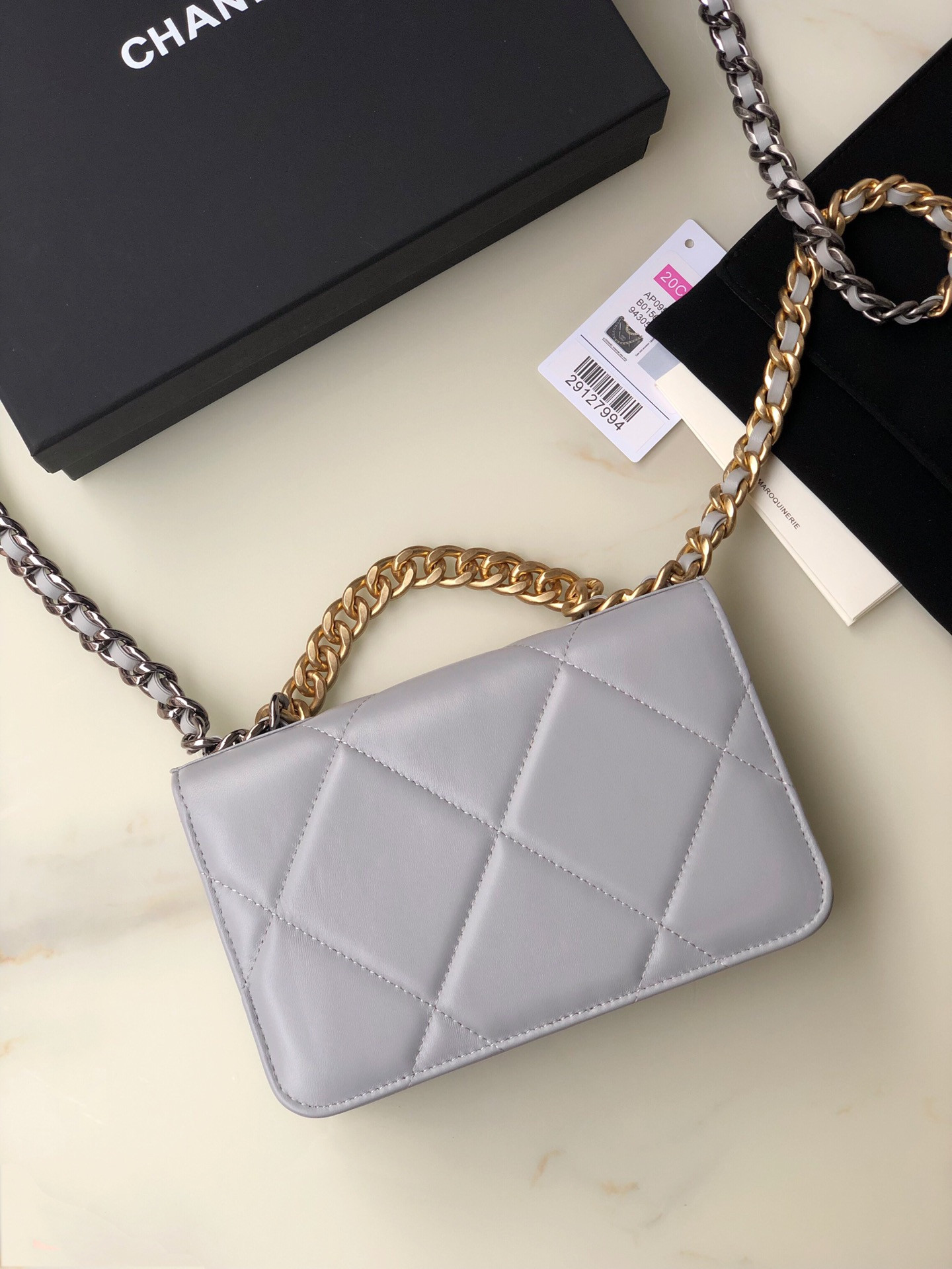 Ch*el classic wallet on chain 4.8 × 7.5 × 1.4 in